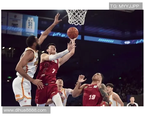 CBA精彩对决重温广东队与北京首钢巅峰对决全程回顾